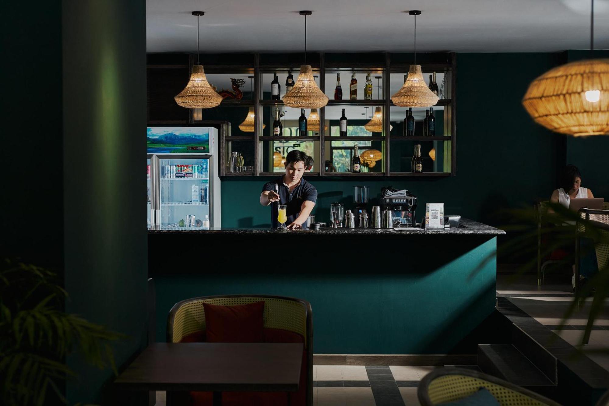 The Bloom Classic - Hotel And Bistro Hanoi Esterno foto